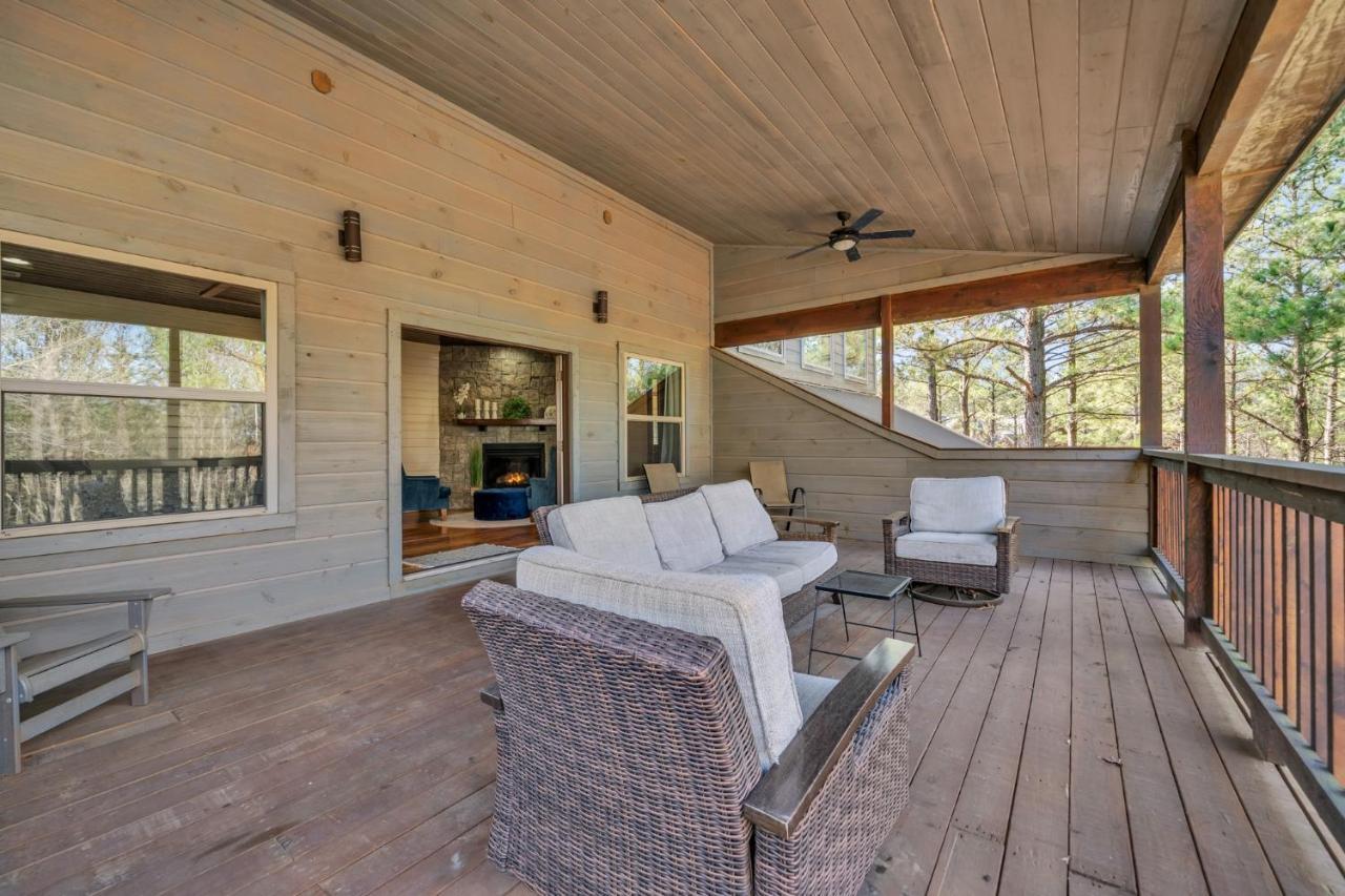 Merlot Mountain - Heated Spa Pool And Hot Tub! Cabin Broken Bow Exterior photo