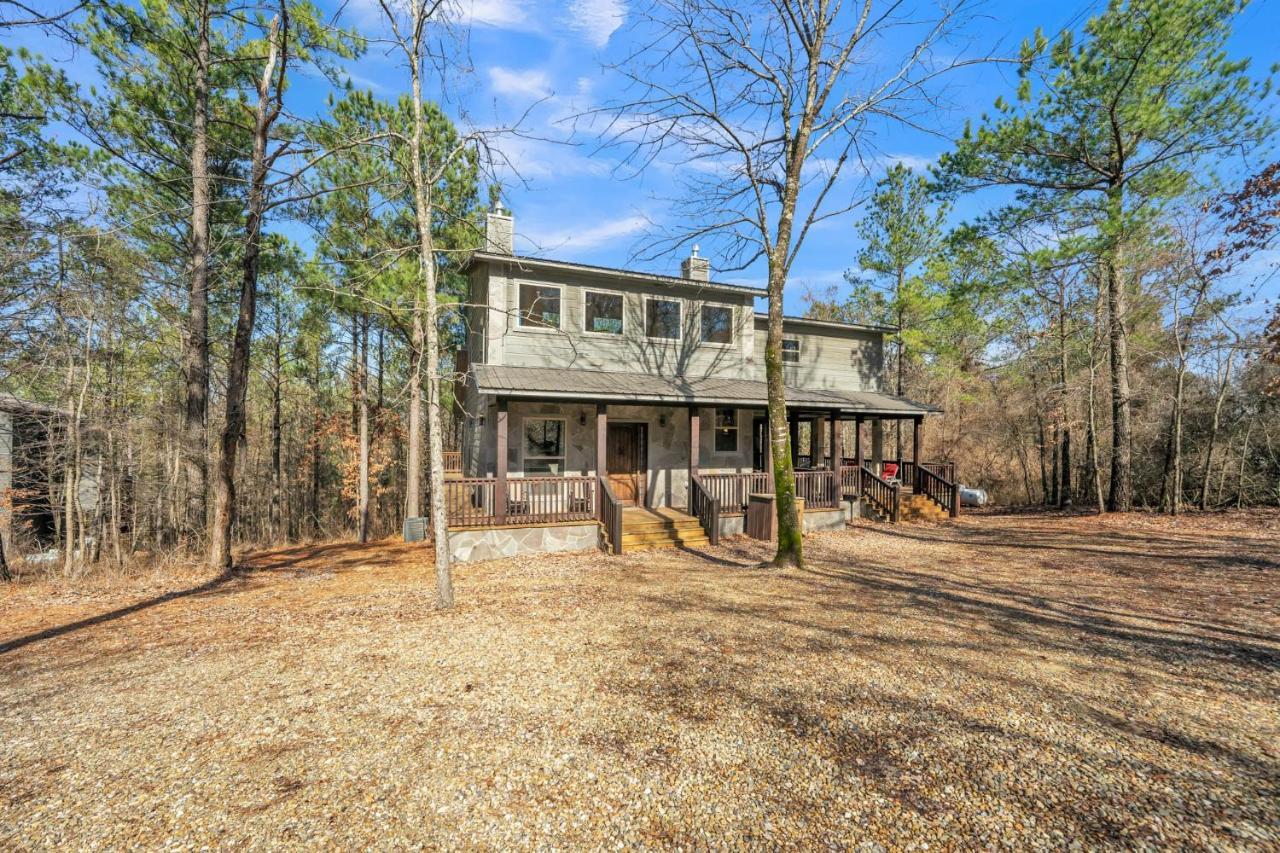 Merlot Mountain - Heated Spa Pool And Hot Tub! Cabin Broken Bow Exterior photo